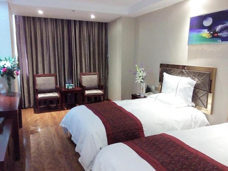 Greentree Inn Geermu Walking Street Business Hotel Golmud Εξωτερικό φωτογραφία