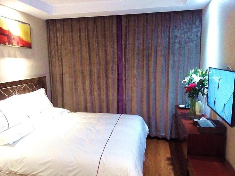 Greentree Inn Geermu Walking Street Business Hotel Golmud Εξωτερικό φωτογραφία