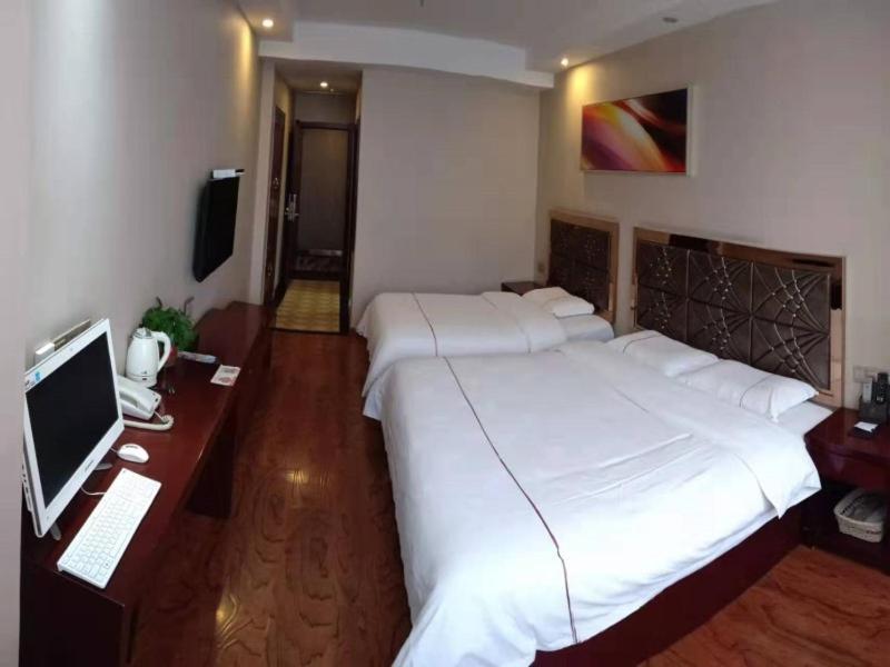 Greentree Inn Geermu Walking Street Business Hotel Golmud Εξωτερικό φωτογραφία