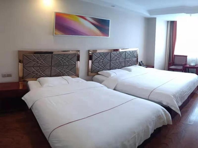 Greentree Inn Geermu Walking Street Business Hotel Golmud Εξωτερικό φωτογραφία