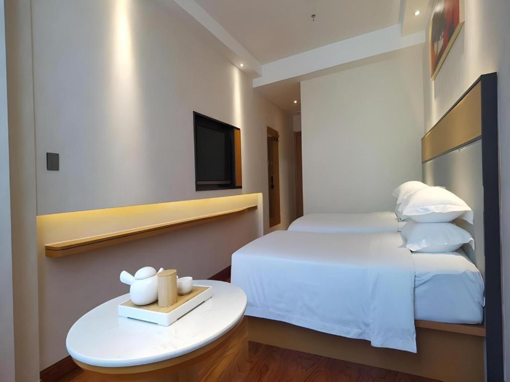 Greentree Inn Geermu Walking Street Business Hotel Golmud Εξωτερικό φωτογραφία