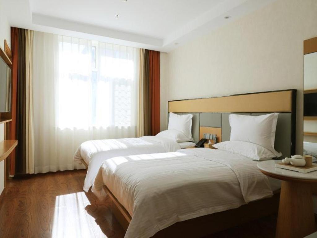 Greentree Inn Geermu Walking Street Business Hotel Golmud Εξωτερικό φωτογραφία