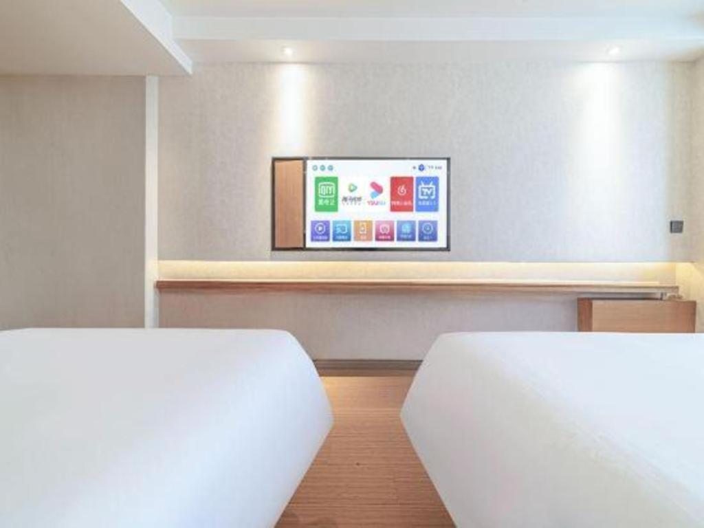 Greentree Inn Geermu Walking Street Business Hotel Golmud Εξωτερικό φωτογραφία